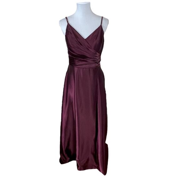 A-line V-neck Soft Satin Long Bridesmaid Prom Dress with Pockets Cabernet Maroon - Picture 1 of 11